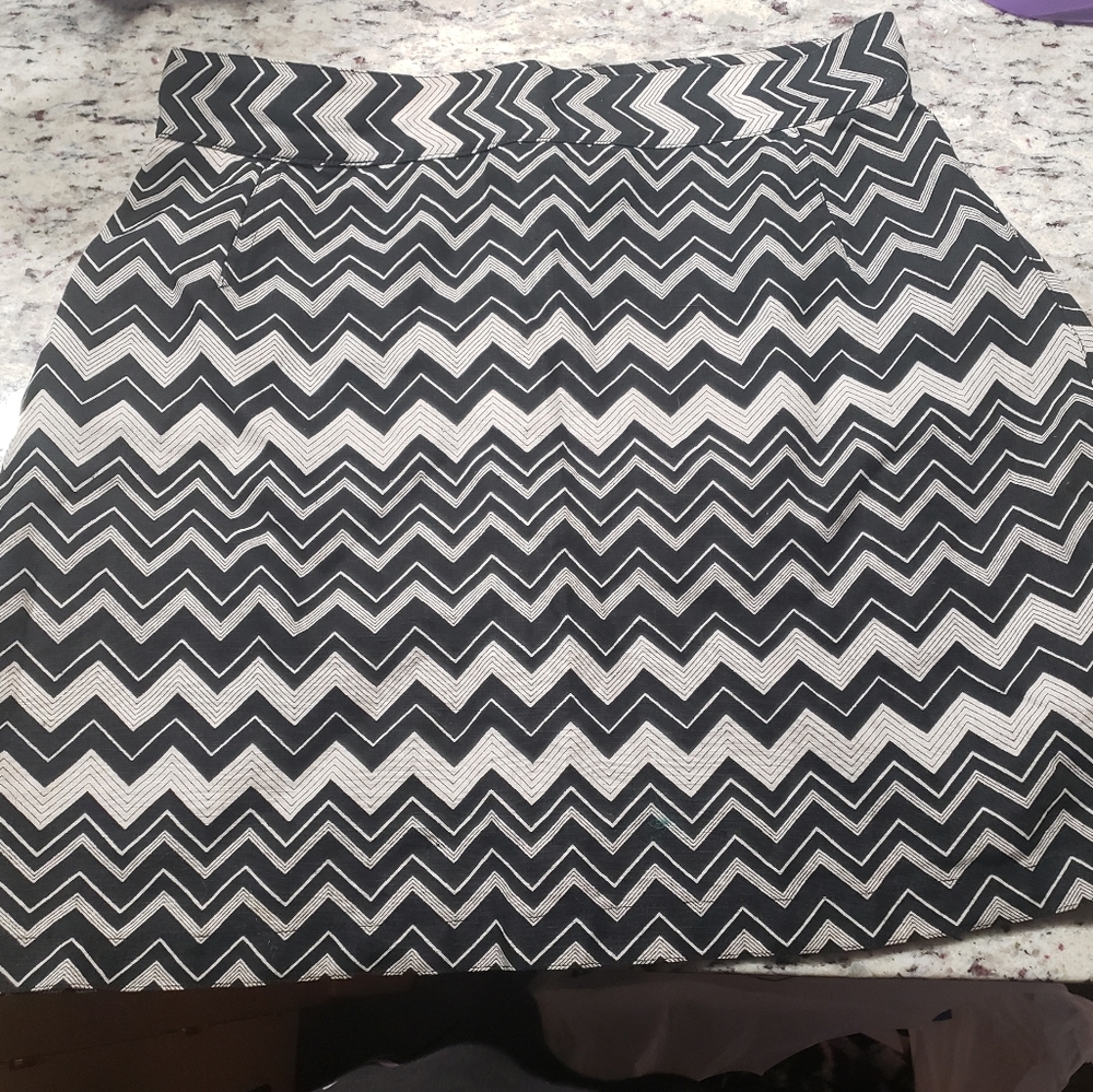 Vintage Gianni Versace Chevron skirt sz 46